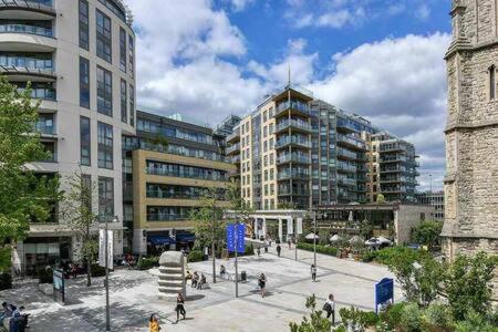 Beautiful Apartment Overlooking A Garden London Exterior foto