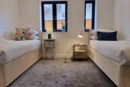 Beautiful Apartment Overlooking A Garden London Exterior foto