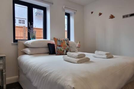 Beautiful Apartment Overlooking A Garden London Exterior foto